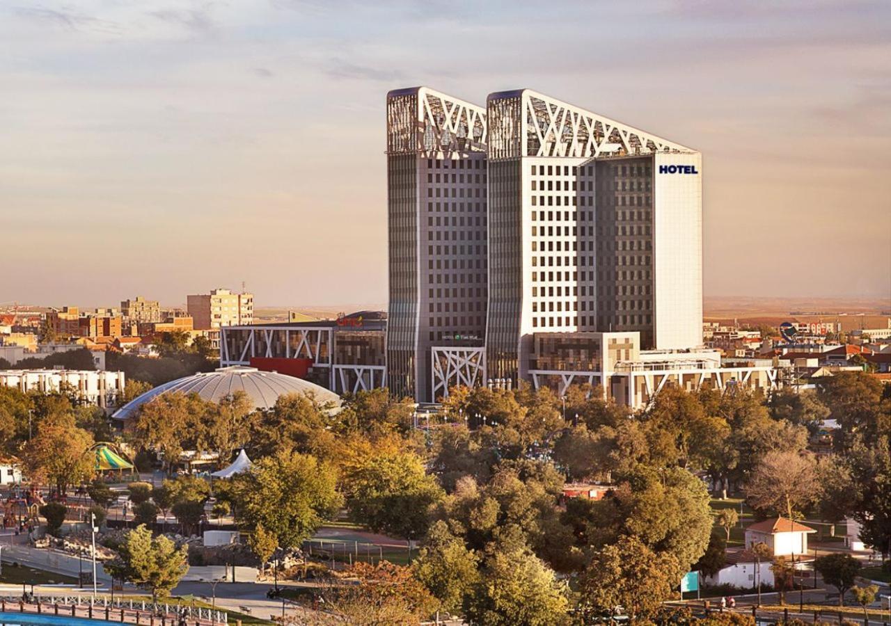 Park Mall Hotel & Conference Center เซติฟ ภายนอก รูปภาพ